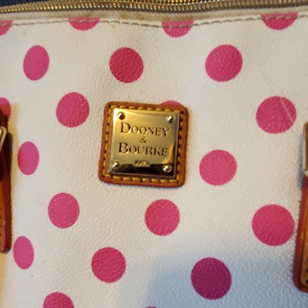 Handbag - Picture 2 of 3